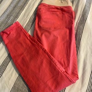 Old Navy super skinny maternity low rise size 10